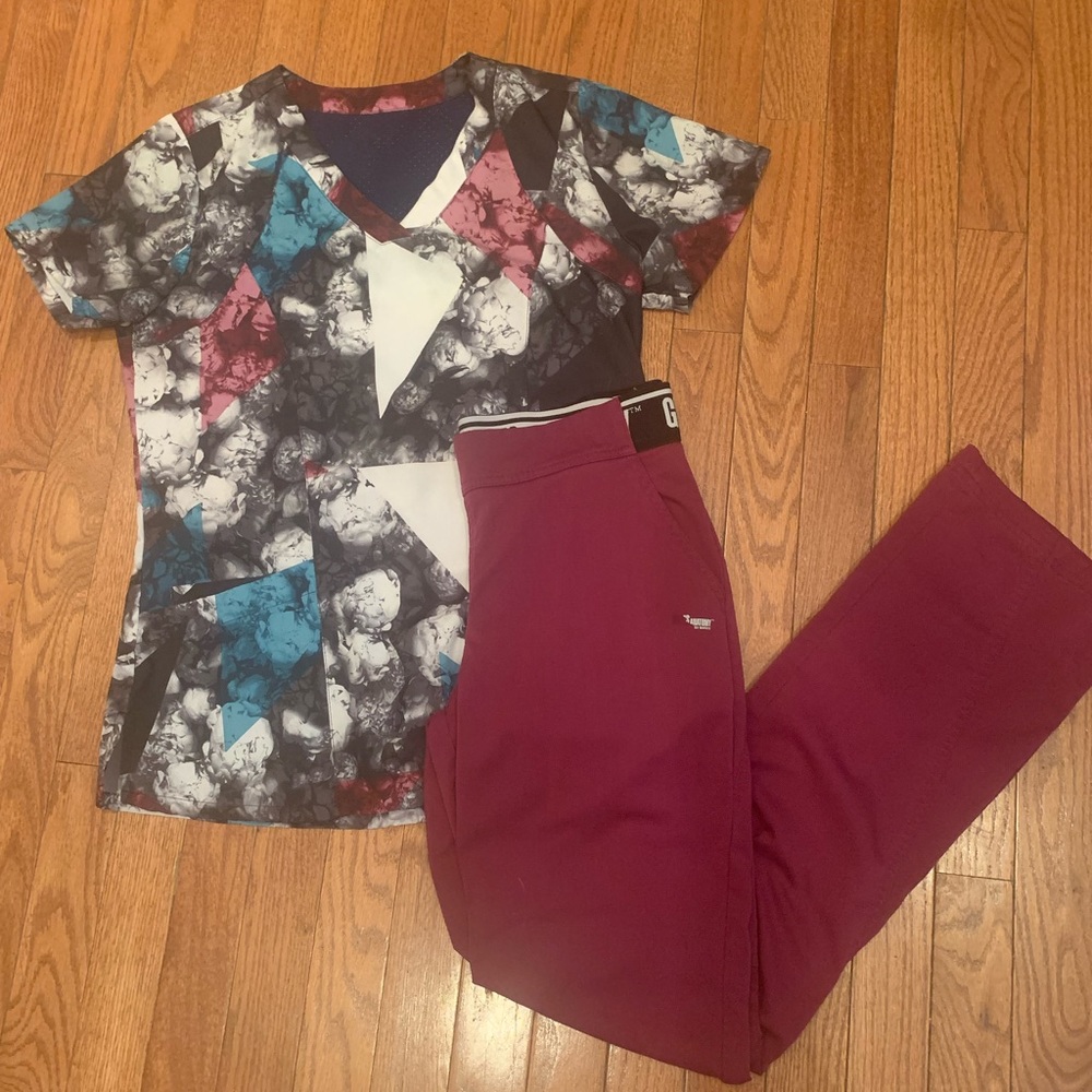 Barco one scrub top and grey’s Anatomy pants set.